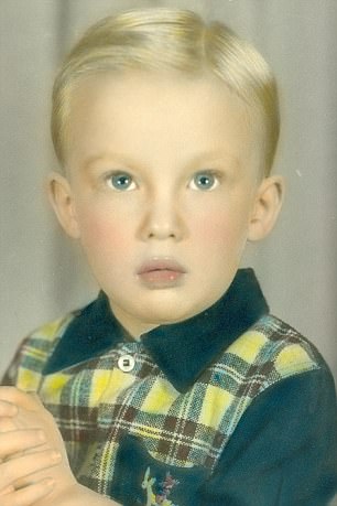 3F63A16C00000578-0-image-m-28_1495670132247